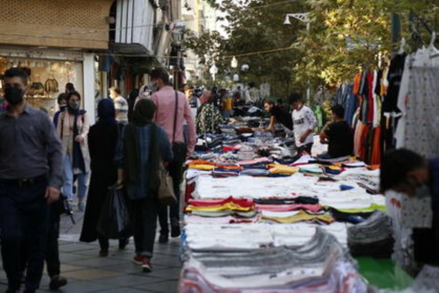 ساماندهی دستفروشان چهارراه و خیابان ولی‌عصر در ۲ نقطه پایتخت
